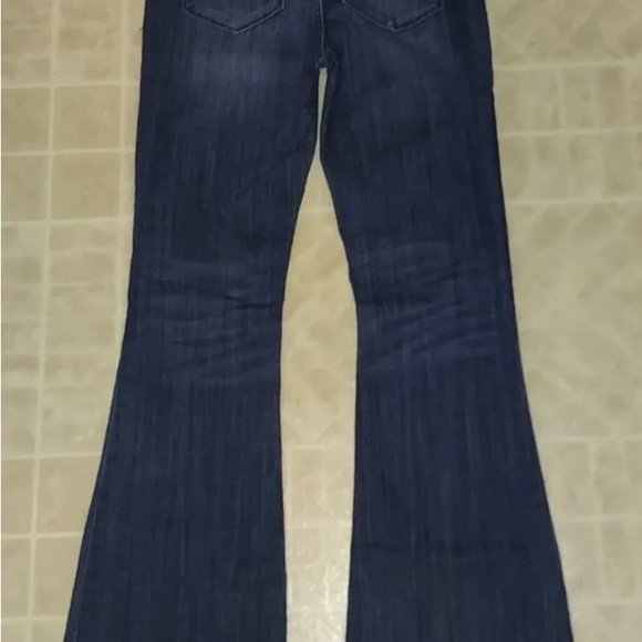 KanCan flare jeans - Picture 2 of 6